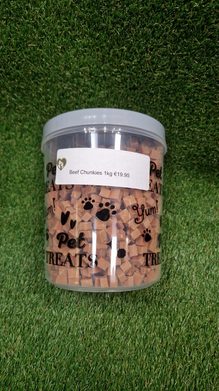 Beef Chunkies Dog Treats– 1kg Tub