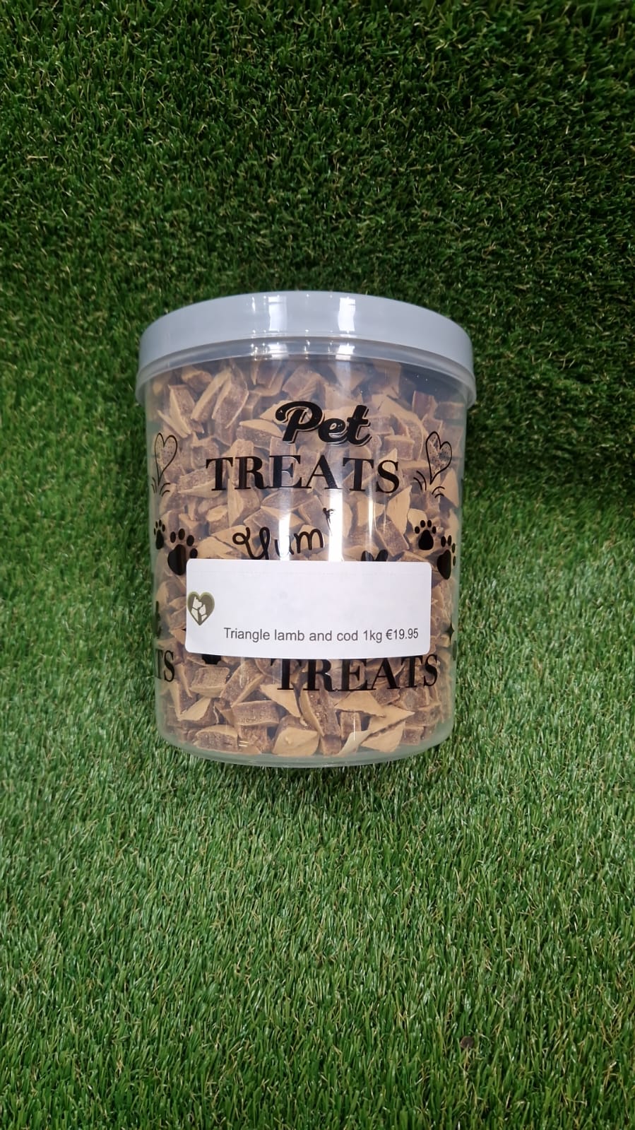 Triangle Lamb & Cod Dog Treats – 1kg Tub