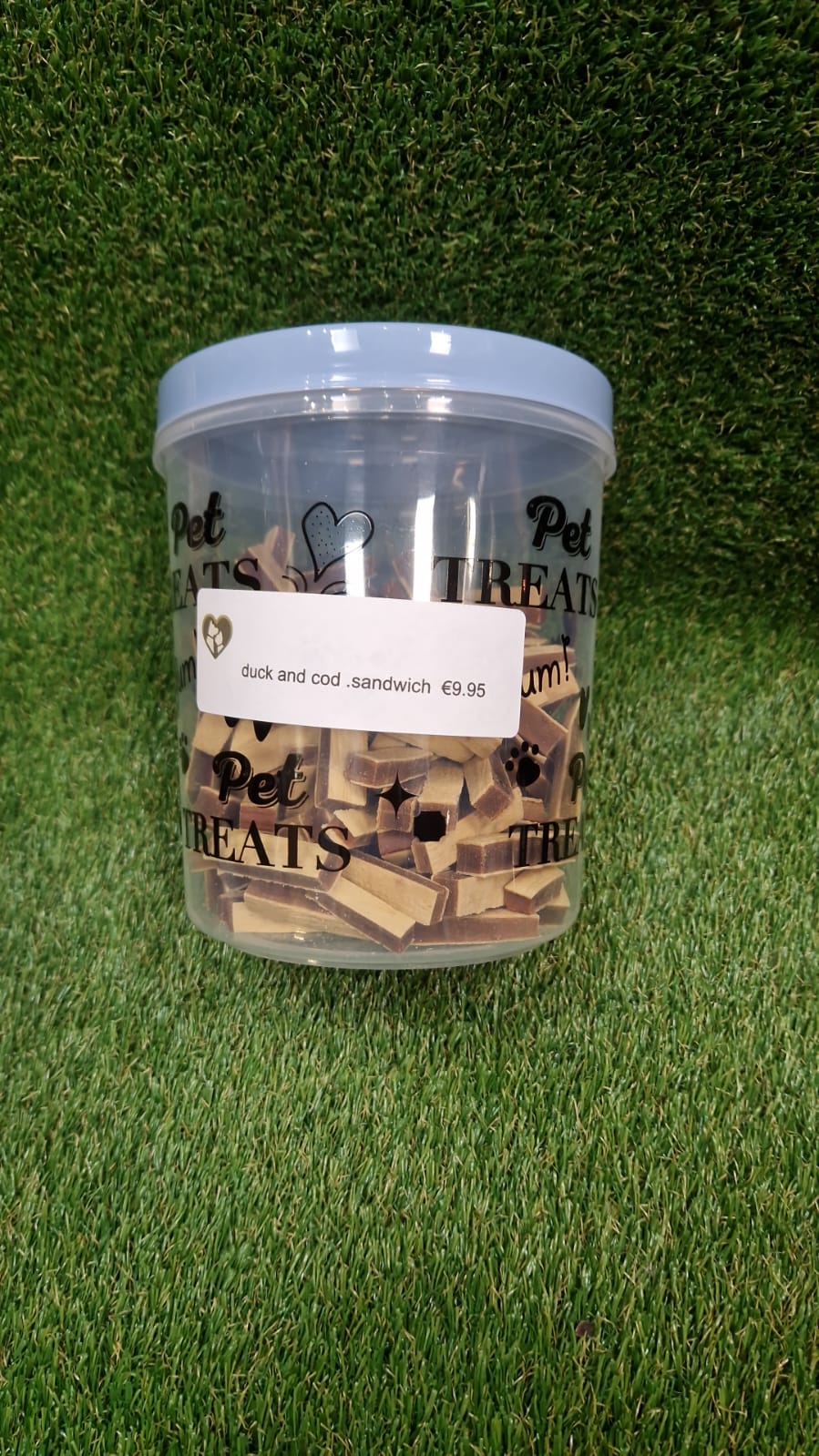 Duck & Cod Sandwich Dog Treats – 500g Tub