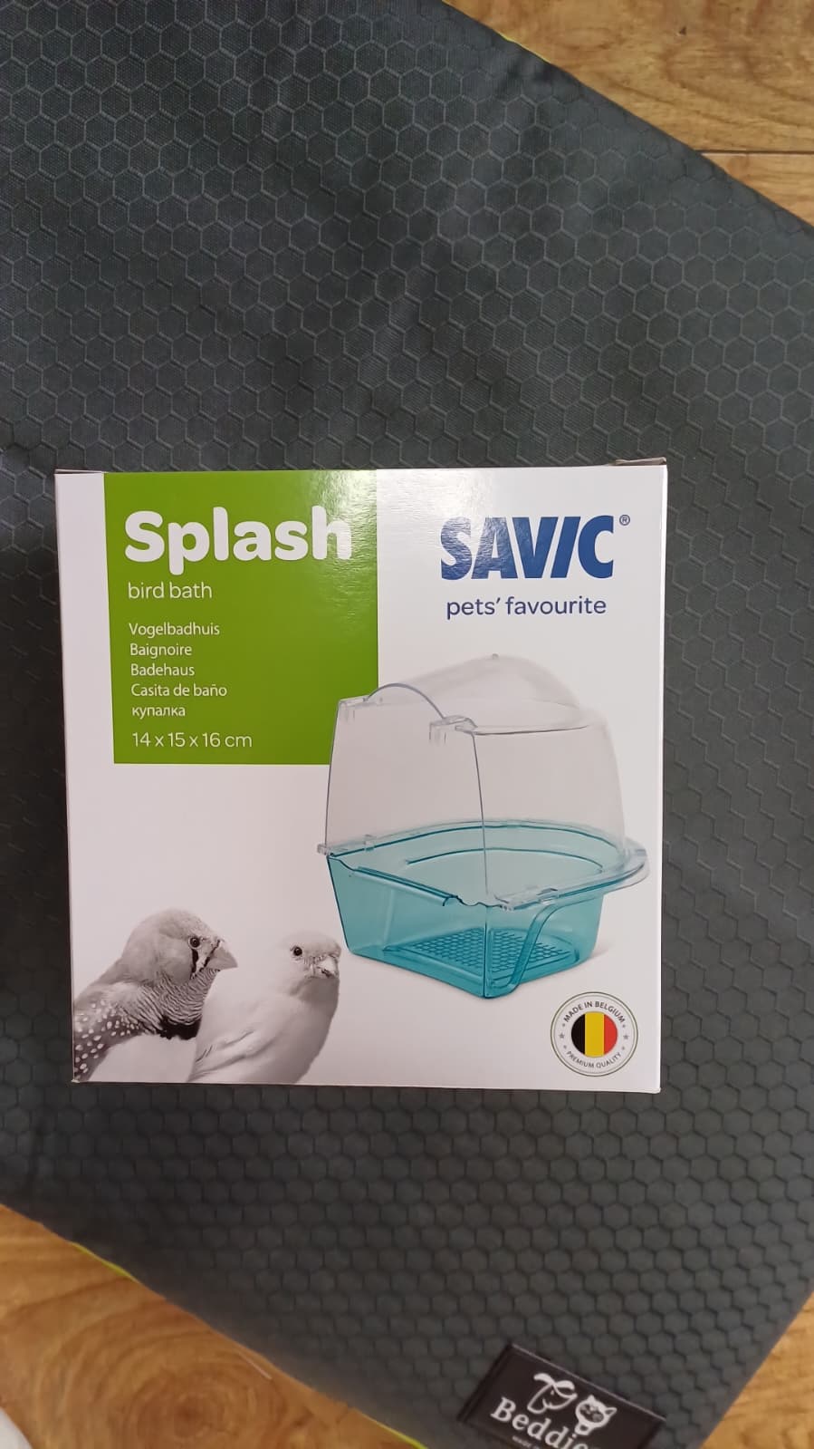 SAVIC Splash Bird Bath – Dome-Covered Bath for Cage Birds