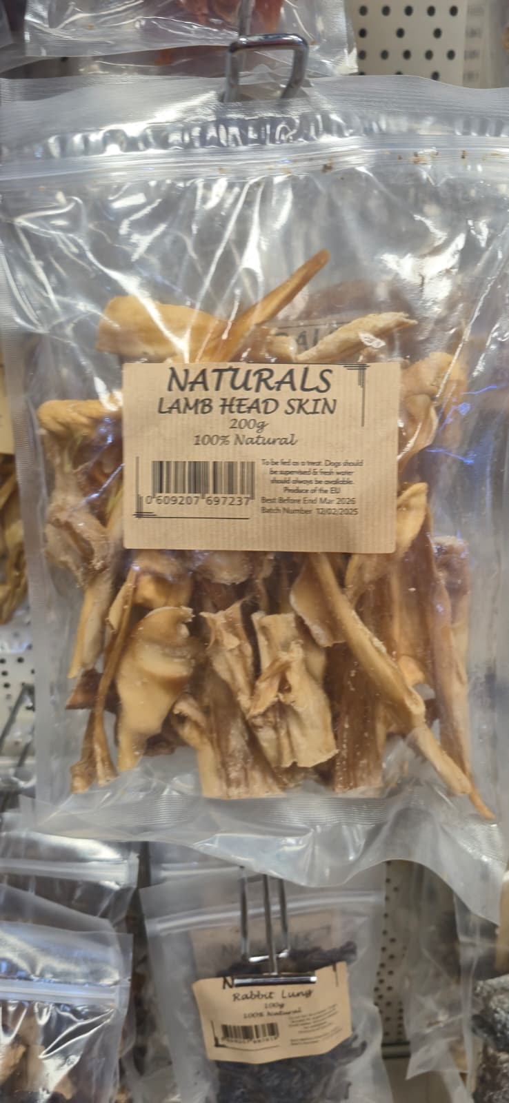 Naturals Lamb Head Skin Dog Chew
